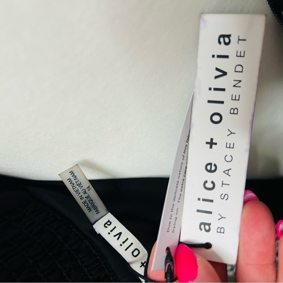 ALICE + OLIVIA • MELVINA FLORAL MINI DRESS - Picture 9 of 11